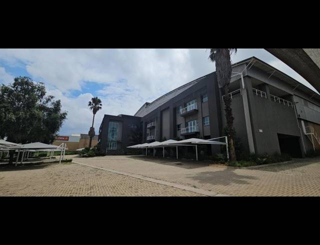 INDUSTRIAL PROPERTY TO RENT IN LONGMEADOW